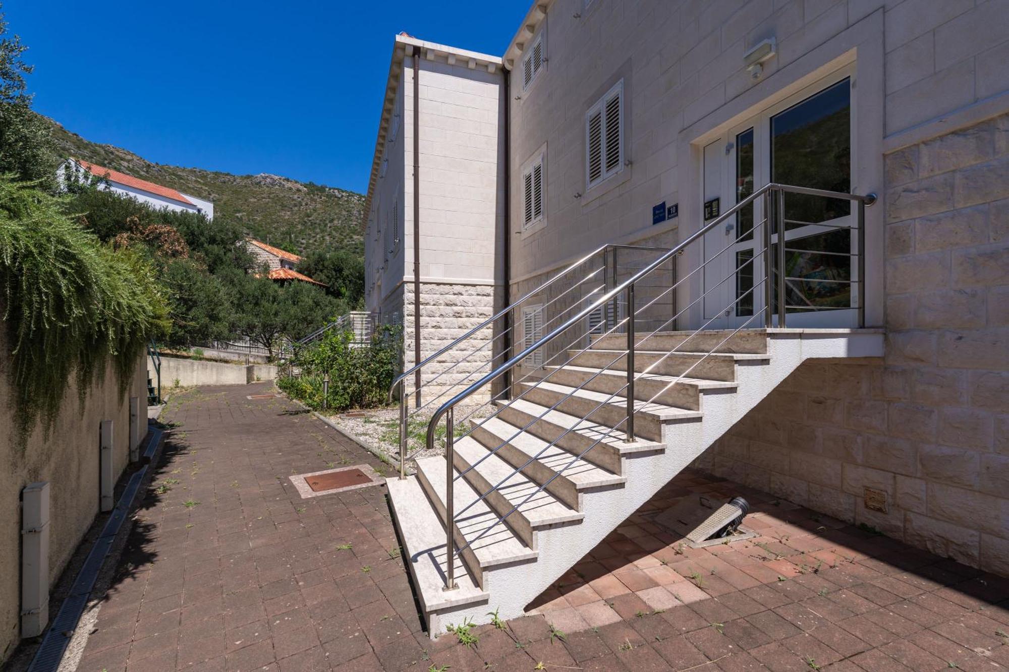 Seaview Elegance Apartment Zaton  Extérieur photo